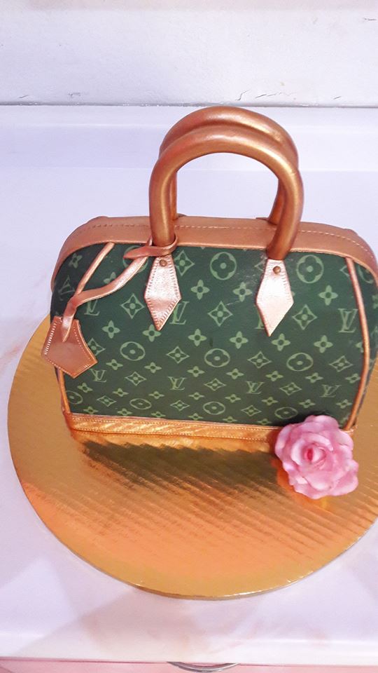 Louis Vuitton purse cake/pastel en forma de bolsa Louis Vuitton